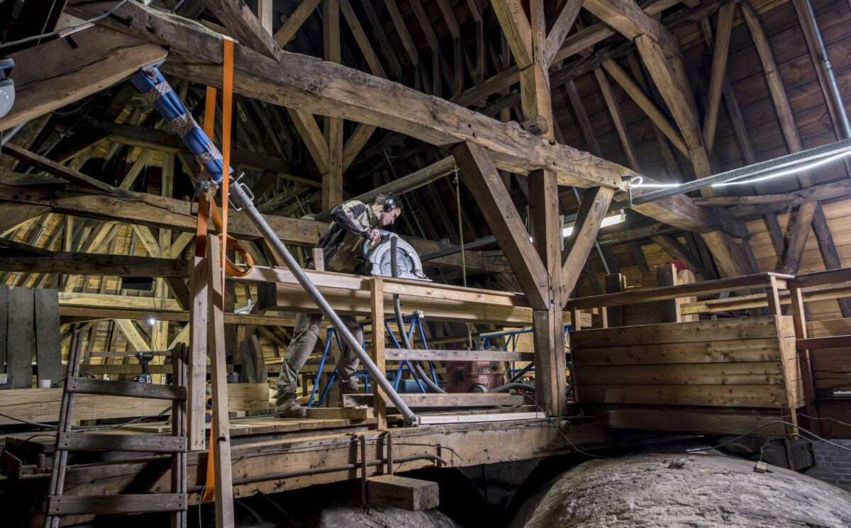 Restauratie Grote Kerk Zwolle: specialistisch balkkopherstel